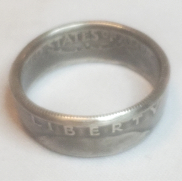 1960 Ben Franklin 90% SILVER half dollar coin ring sz13 - Picture 2 of 3